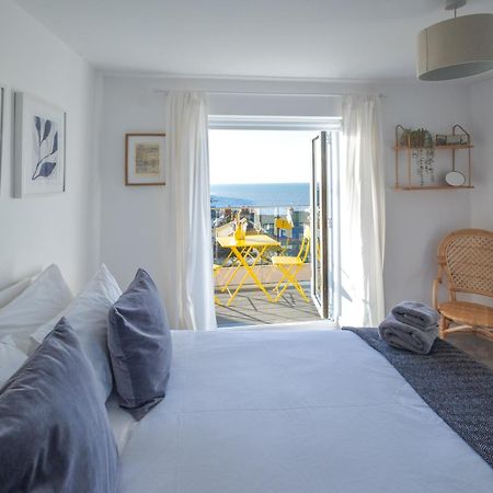 Bright & Beautiful 4 Bedroom House With Sea Views Portland Exterior photo